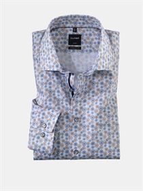 Olymp premium skjorte i blåt og nougat print. Modern Fit 1328 54 27